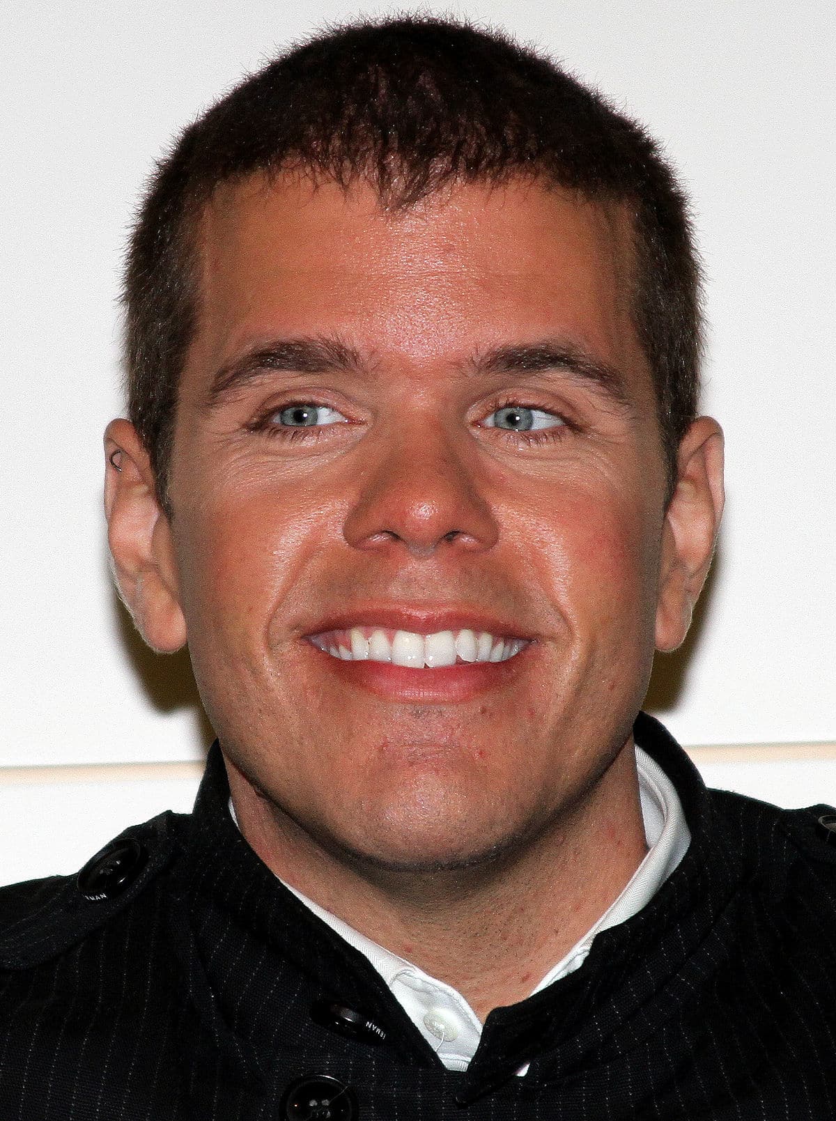 Perez Hilton Wiki, Married, Wife, Partner, Gay, Kids, Family, Weight Loss in 2019